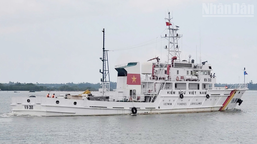 Vượt sóng giữa trùng khơi, giữ bình yên Tổ quốc